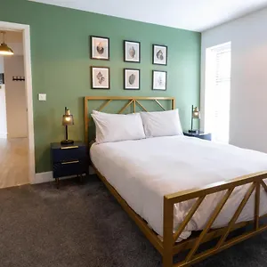 Orchard Point Apartment